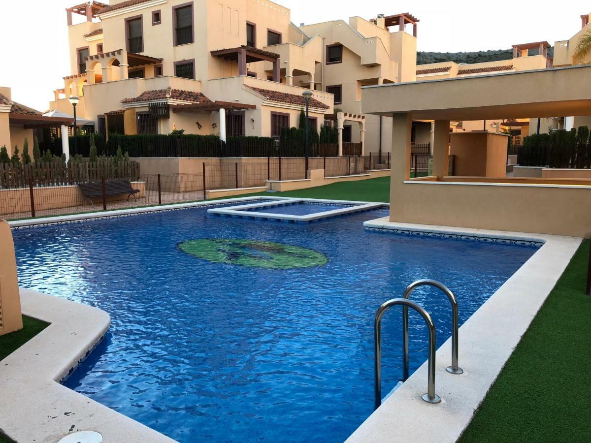 Maria Isabel En Collados Golf - *